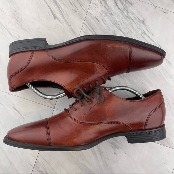 Cole Haan Men\'s Brown Cap-Toe Leather Dress Shoes main image 11